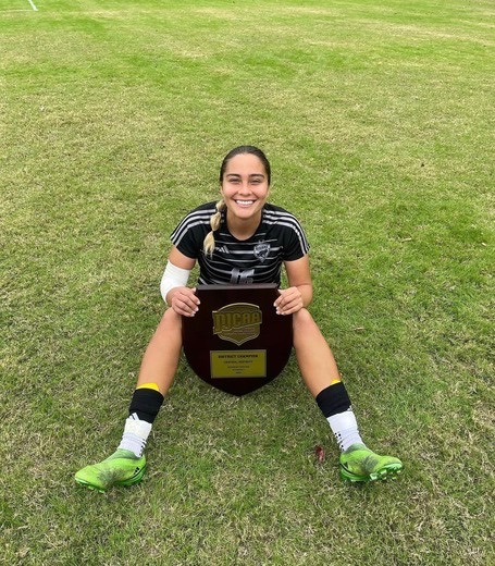 LAURA RODRÍGUEZ - 1